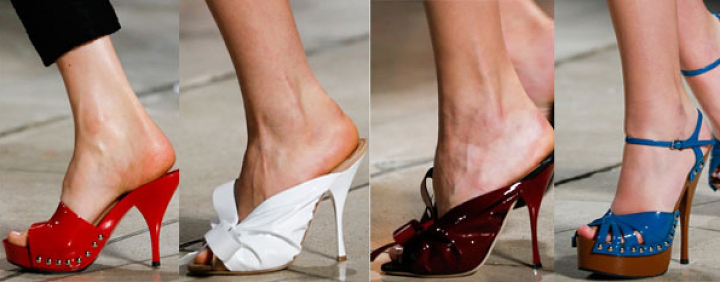 Sandalele de dama cu toc sunt incaltamintea preferata pentru femei  in primavara anului 2020