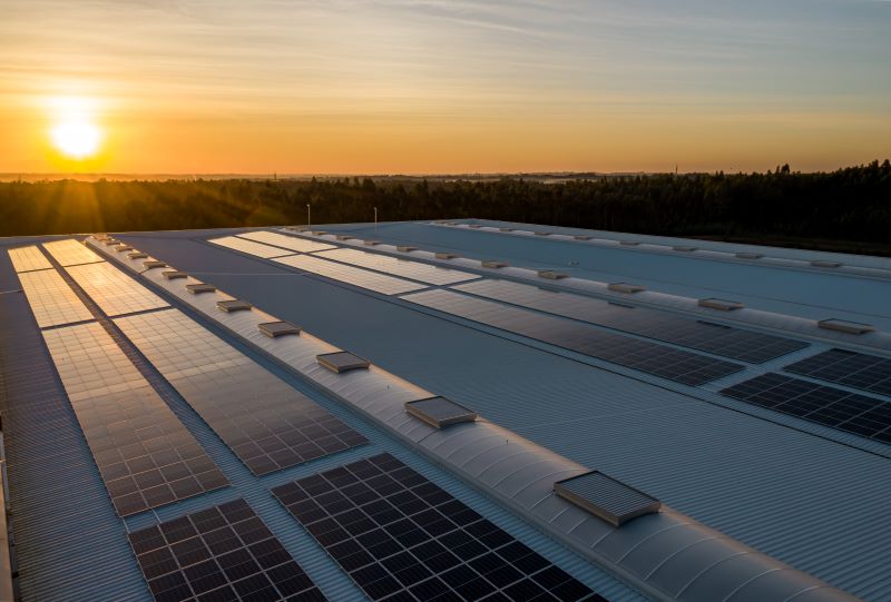 Cum Pot Diferite Industrii Sa Se Foloseasca De Un Sistem Fotovoltaic?