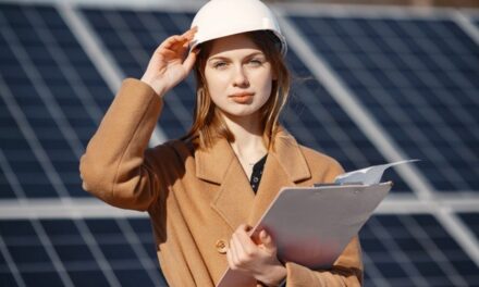 De Ce Sa Angajati Specialisti pentru Instalare Panouri Fotovoltaice?